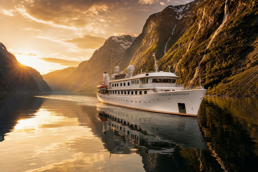 Silver Wind — Silversea classic expedition luxury cruise ship